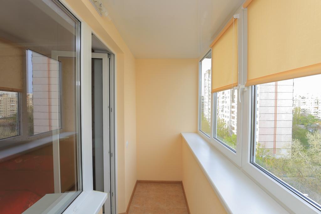 Apartment On Obolonskiy Prospect 12 Киев Екстериор снимка